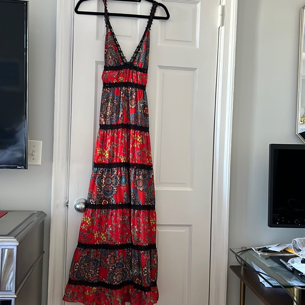 Worn once Alice + Olivia Maxi dress